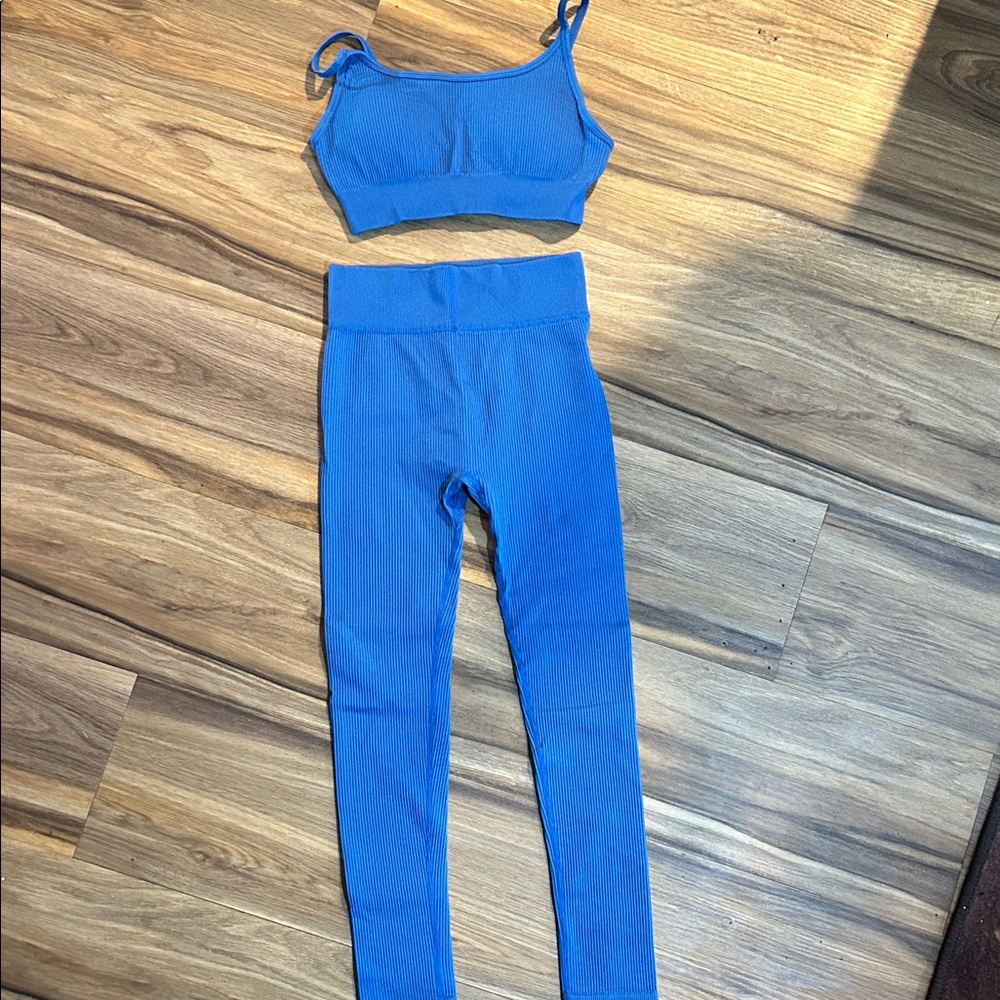 Vibrant Blue Workout Set - Picture 2 of 5